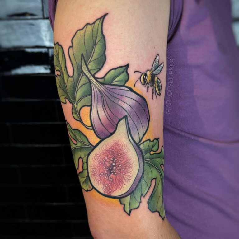 neotraditional fig and bee tattoo by marloes lupker