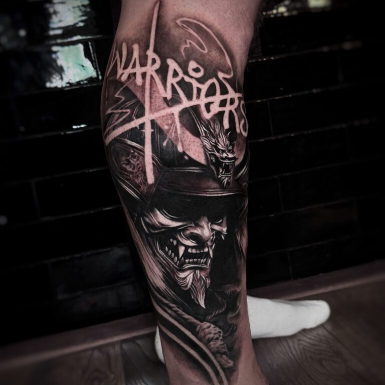 black and grey samurai warrior leg tattoo by marloes lupker